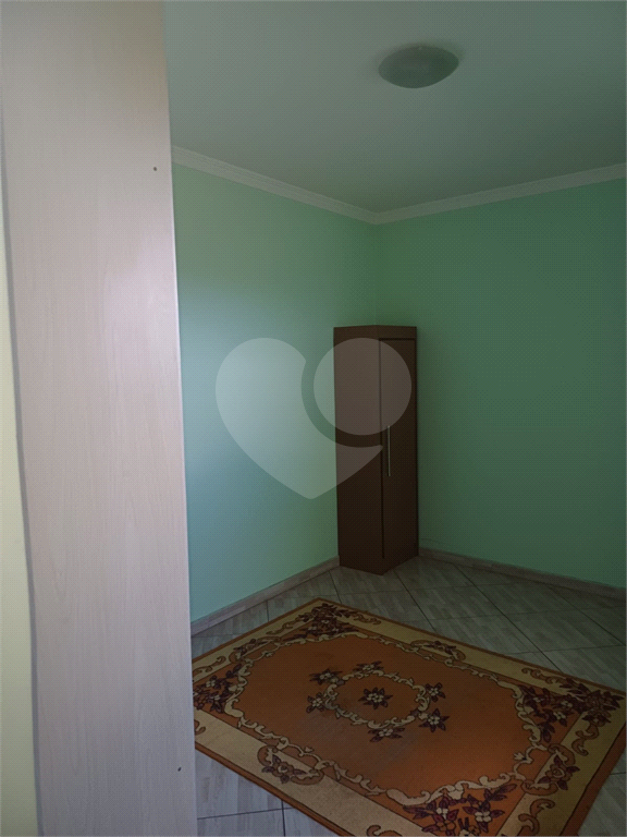Casa a venda na Vila Medeiros, com 4 dormitórios, sala, cozinha, 2 banheiros, 2 vagas de garagem