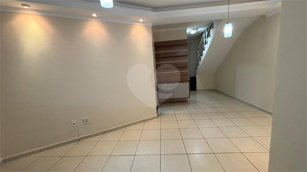 sobrado com 2 suítes a Venda em Vila Cruzeiro 