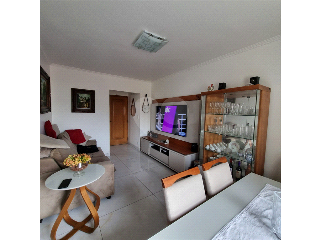 APARTAMENTO em SANTANA