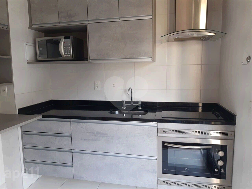 Estúdio Design na Vila Madalena: Praticidade e Charme - com vaga. 