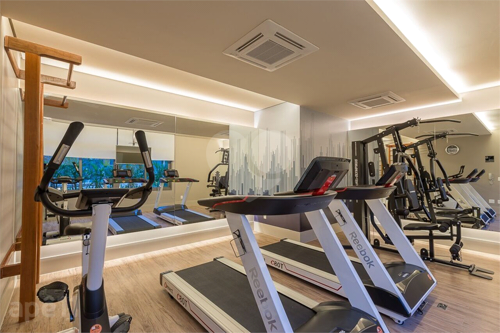 Estúdio Design na Vila Madalena: Praticidade e Charme - com vaga. 