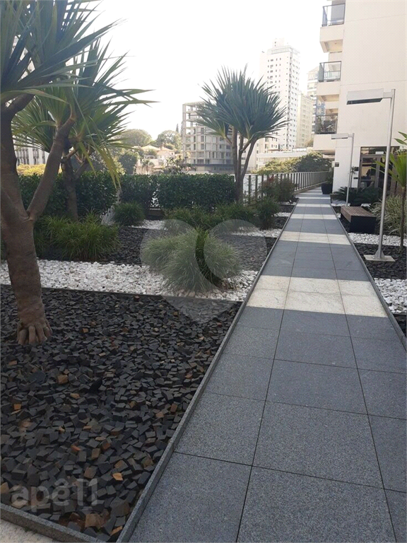 Estúdio Design na Vila Madalena: Praticidade e Charme - com vaga. 