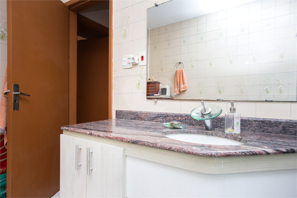 APARTAMENTO em BELA VISTA