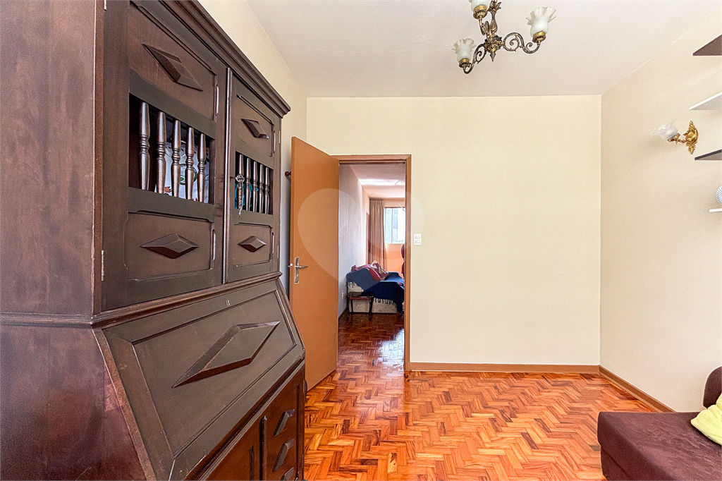 APARTAMENTO em BELA VISTA