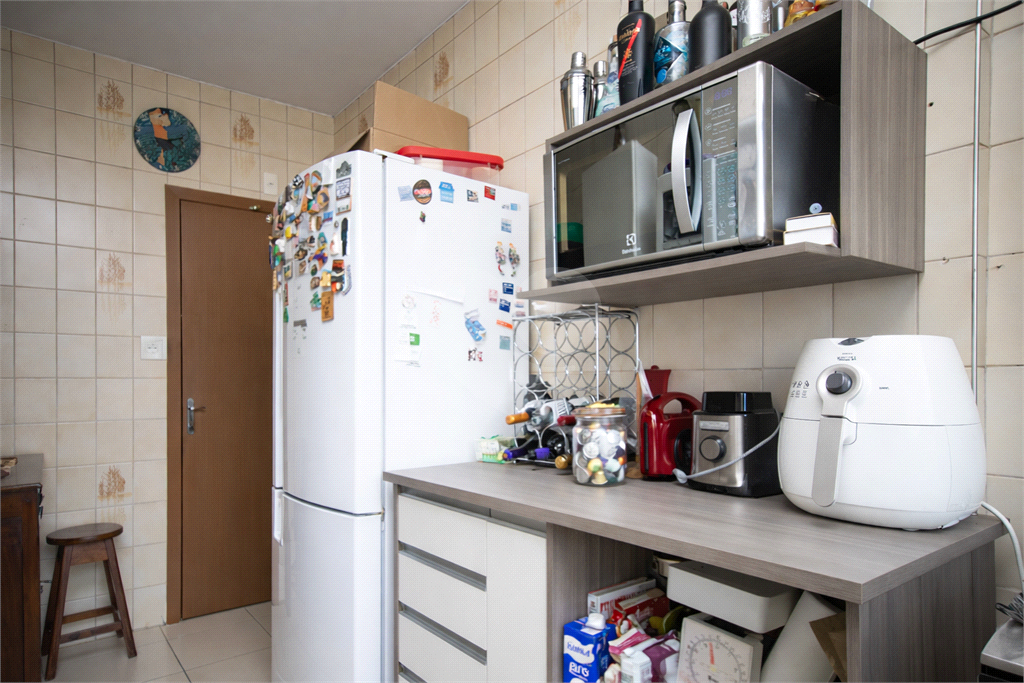 APARTAMENTO em BELA VISTA