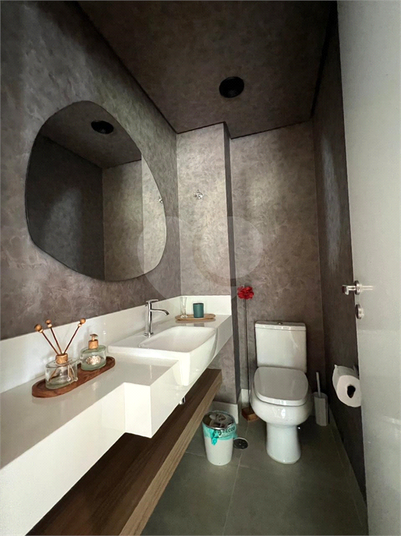 ELEGÂNCIA ATEMPORAL EM SANTANA