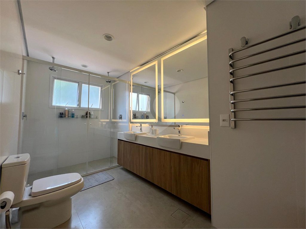 ELEGÂNCIA ATEMPORAL EM SANTANA