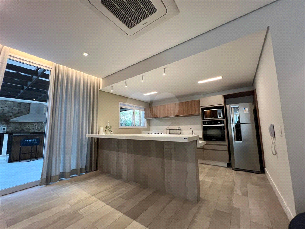 ELEGÂNCIA ATEMPORAL EM SANTANA