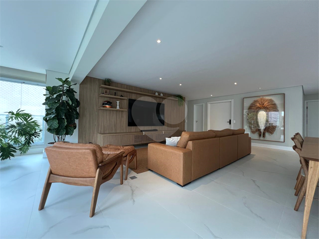 ELEGÂNCIA ATEMPORAL EM SANTANA