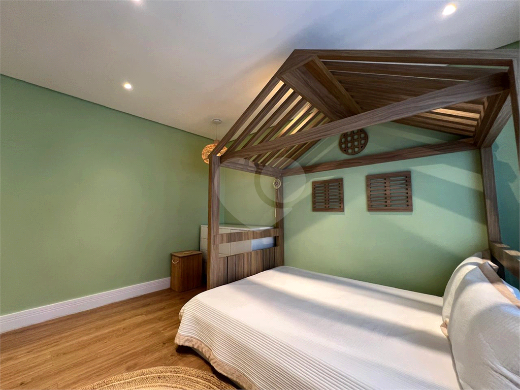 ELEGÂNCIA ATEMPORAL EM SANTANA