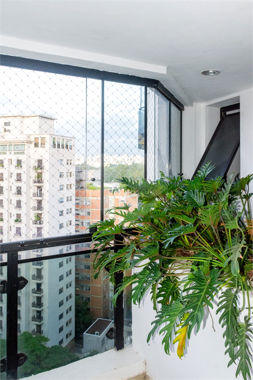 VILA NOVA CONCEIÇÃO - 216 M² - 4 VAGAS 