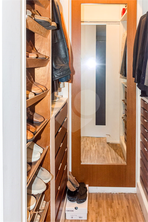 VILA NOVA CONCEIÇÃO - 216 M² - 4 VAGAS 