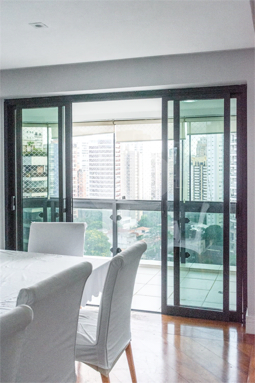 VILA NOVA CONCEIÇÃO - 216 M² - 4 VAGAS 