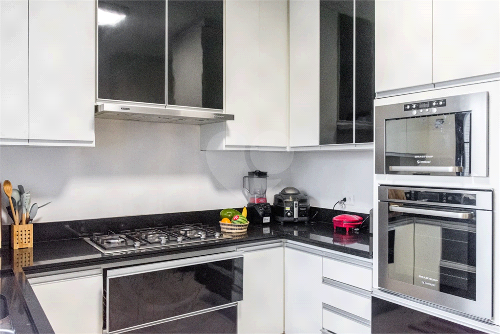 VILA NOVA CONCEIÇÃO - 216 M² - 4 VAGAS 