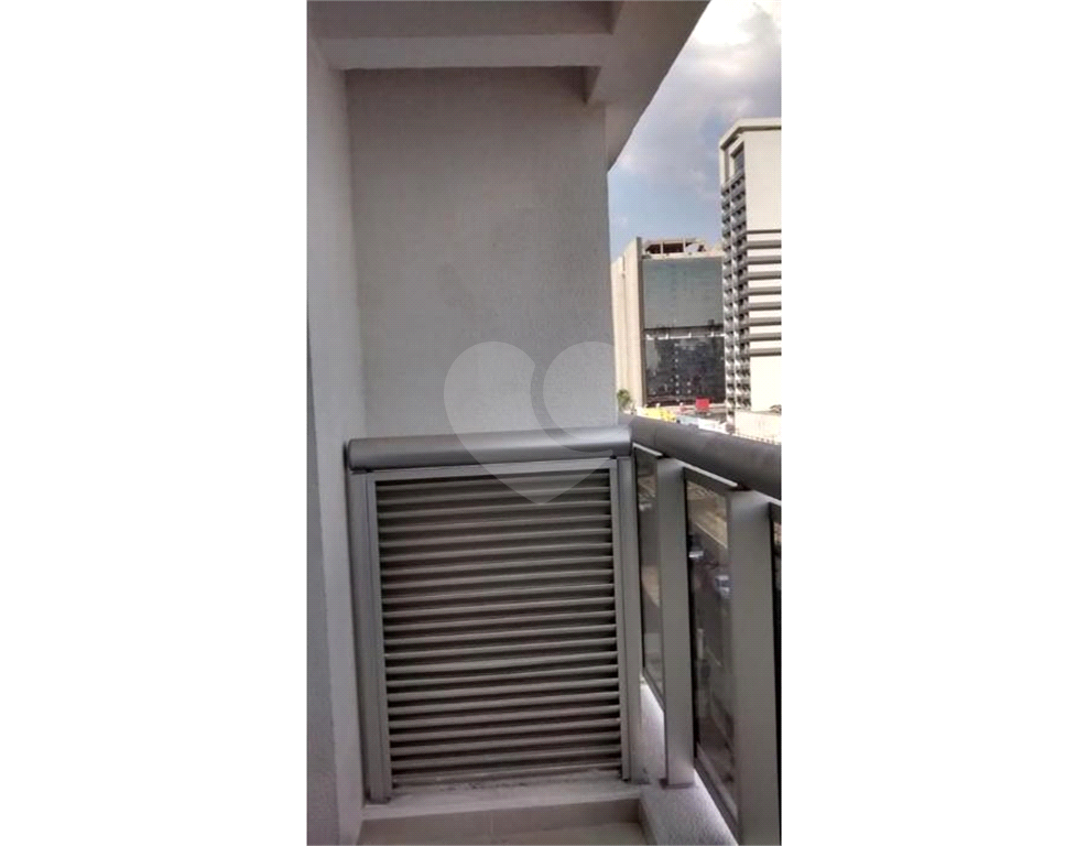 Sala comercial a Venda ou Locação de 39m2 Ave. Marques de São Vicente