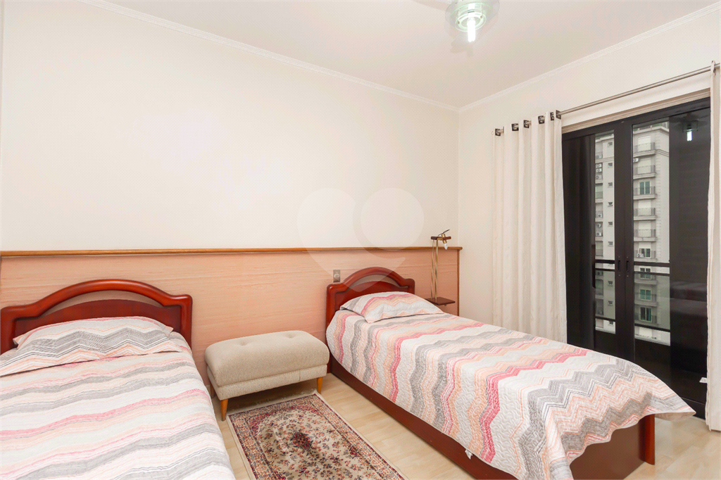 Apartamento com 3 suítes e varanda gourmet em Santana