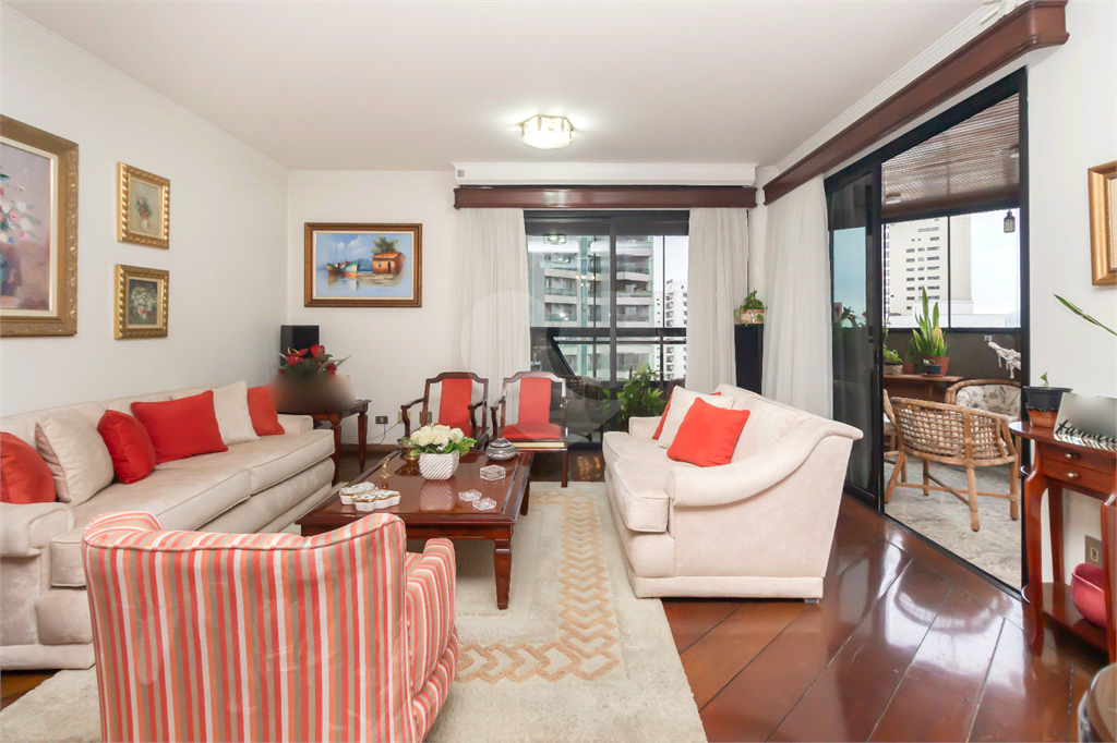 Apartamento com 3 suítes e varanda gourmet em Santana