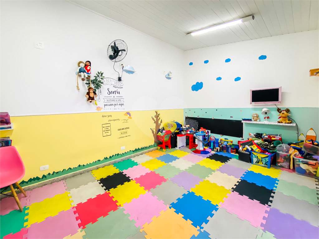 Apartamento com 3 suítes e varanda gourmet em Santana