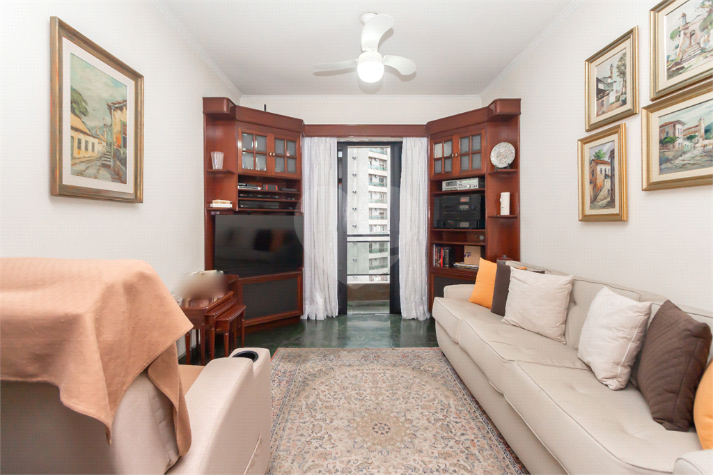 Apartamento com 3 suítes e varanda gourmet em Santana