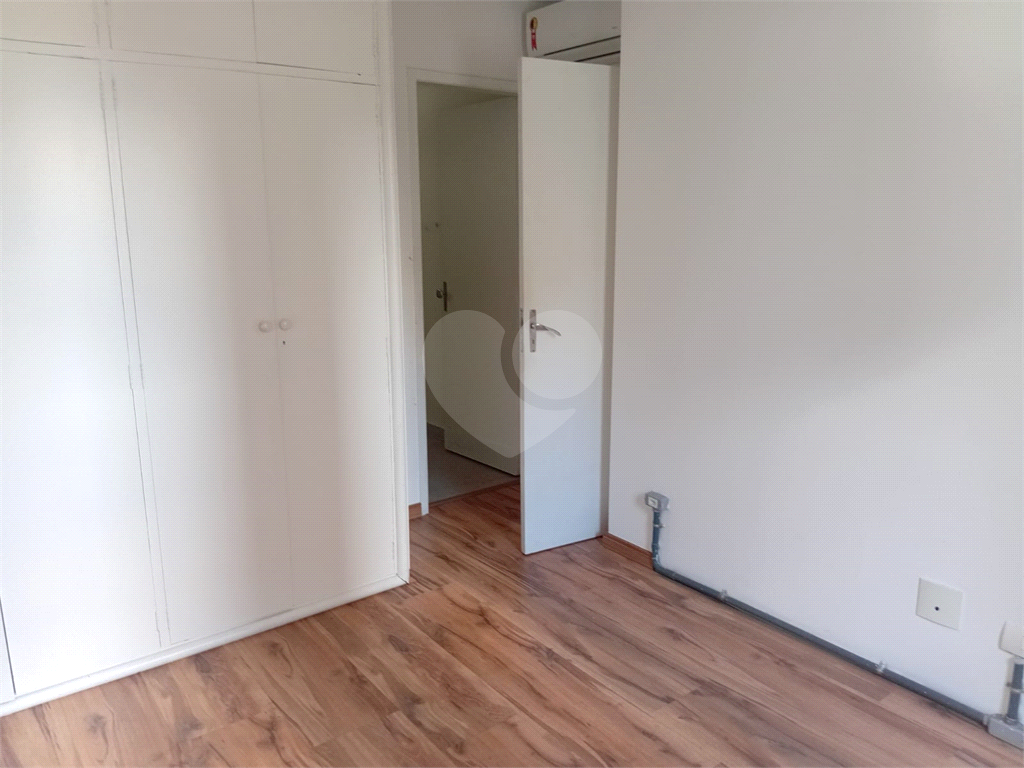 Vila Madalena – Apartamento Modernizado com Sacada e 1 Vagas | 90m²