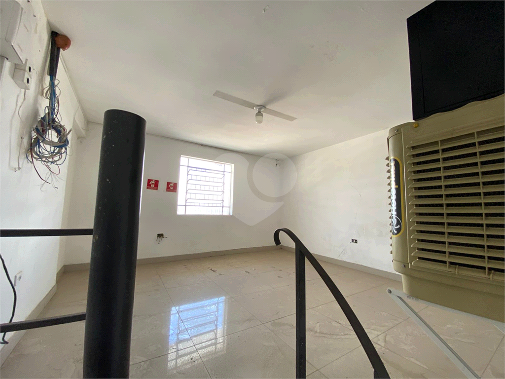  Salão Comercial à Venda no Jardim Peri – 480 m² de Área Construída