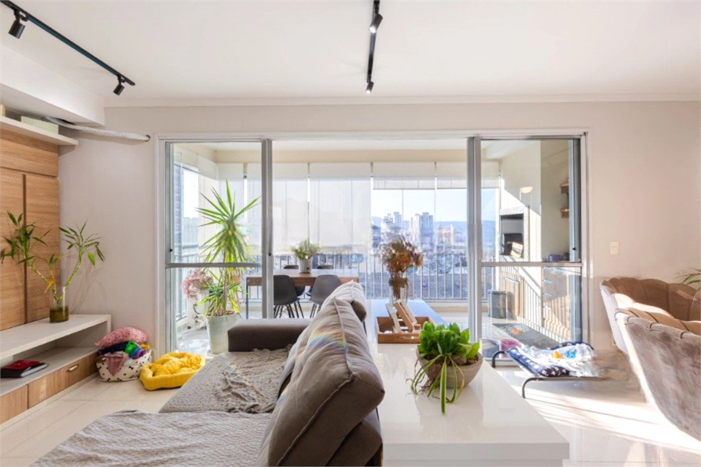 Apartamento Residencial LAPA 2 dormitórios, sendo 1 suíte, e 2 vagas de garagem 