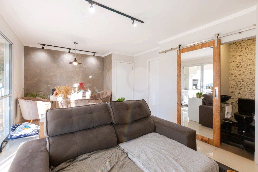 Apartamento Residencial LAPA 2 dormitórios, sendo 1 suíte, e 2 vagas de garagem 