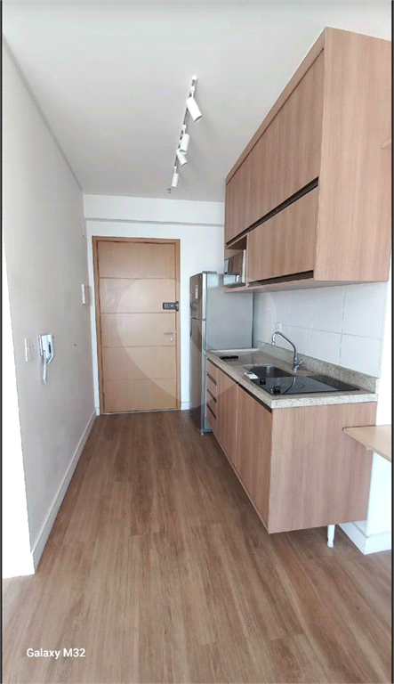 APARTAMENTO em CENTRO