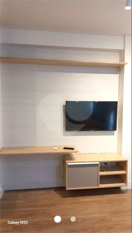 APARTAMENTO em CENTRO