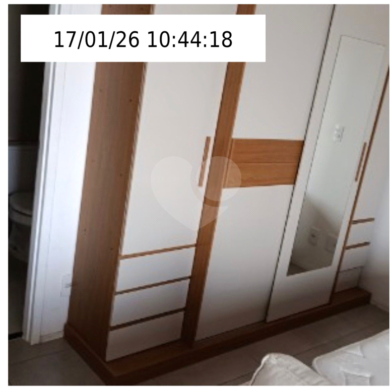 APARTAMENTO em CENTRO