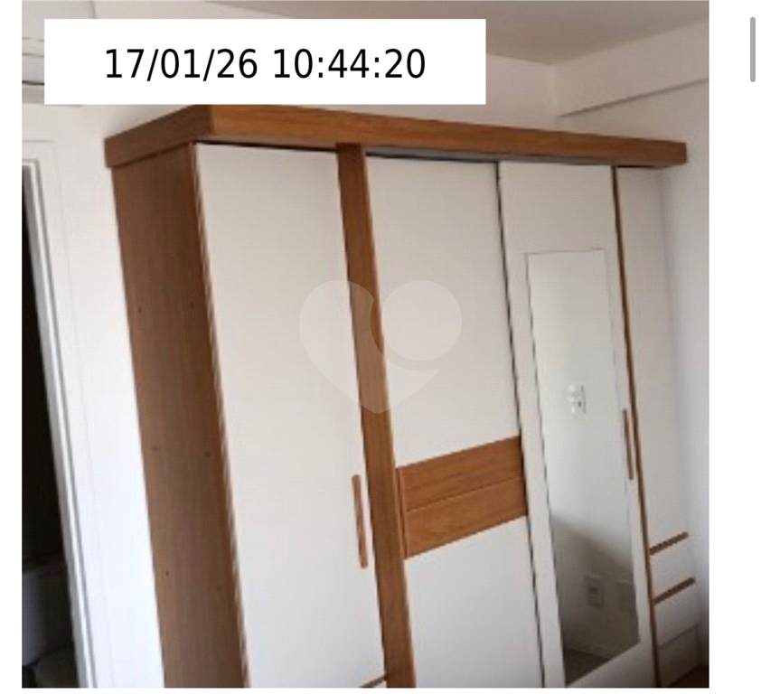 APARTAMENTO em CENTRO