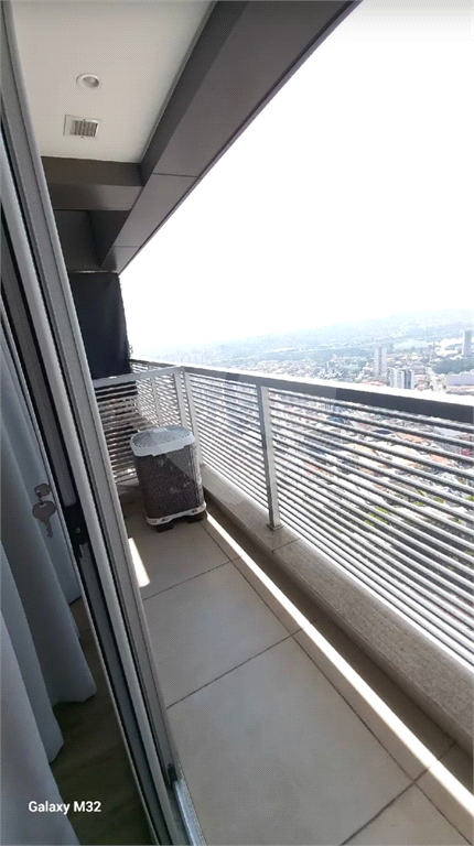 APARTAMENTO em CENTRO