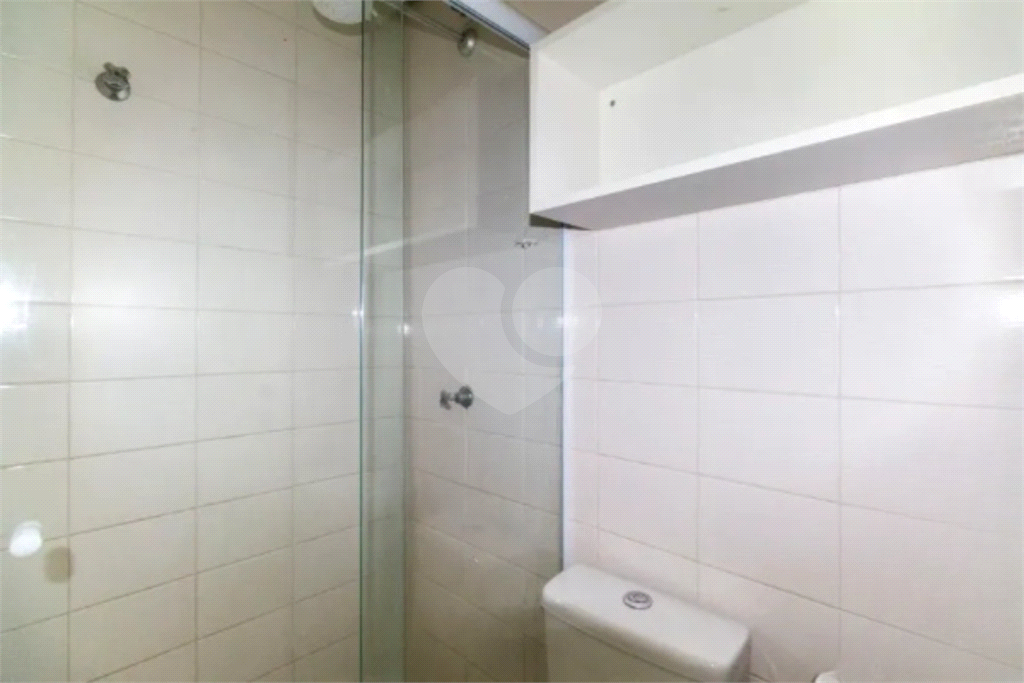 Higienópolis: 2 suítes, varanda envidraçada e vista aberta