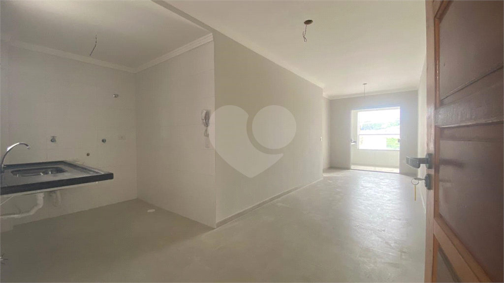 Apartamento Novo 49m² com Sacada no Jardim França – 2 Dormitórios, Elevador e Opção de Vaga