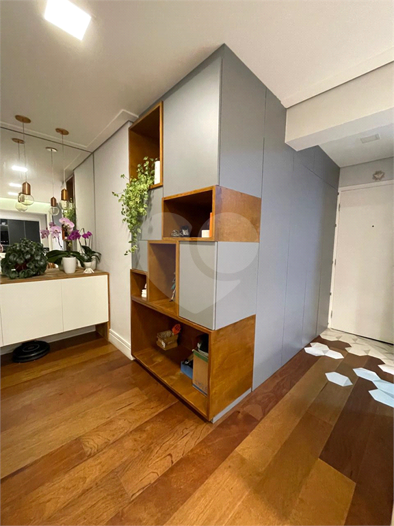 APARTAMENTO IMPECÁVEL – 70m² - 2 dormitórios (1 suíte) | Varanda integrada | vaga de garagem | Alto padrão de acabamento