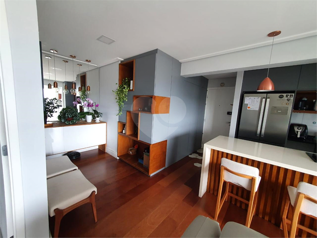 APARTAMENTO IMPECÁVEL – 70m² - 2 dormitórios (1 suíte) | Varanda integrada | vaga de garagem | Alto padrão de acabamento