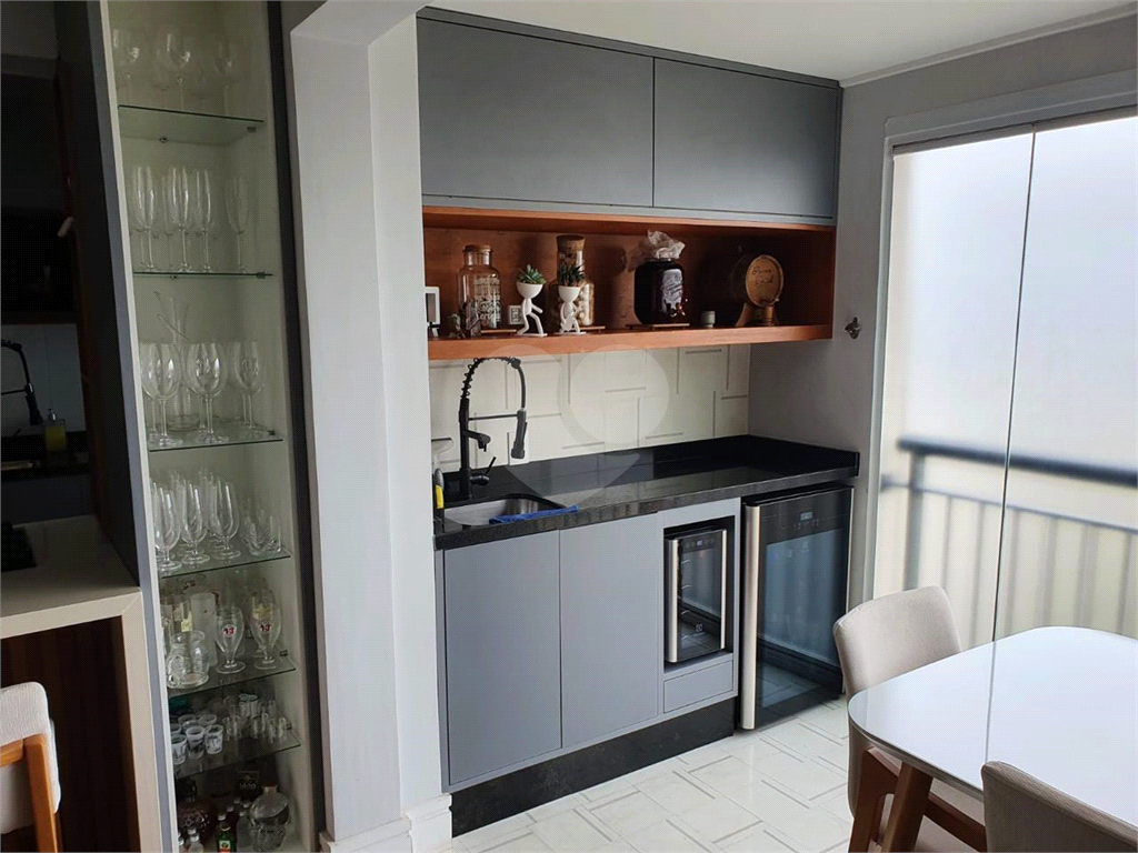 APARTAMENTO IMPECÁVEL – 70m² - 2 dormitórios (1 suíte) | Varanda integrada | vaga de garagem | Alto padrão de acabamento