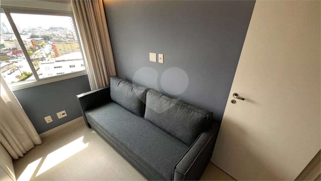 Este amplo e confortável apartamento está situado no vibrante bairro do Limão, em São Paulo