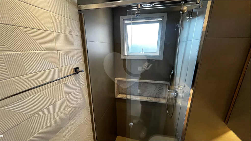 Este amplo e confortável apartamento está situado no vibrante bairro do Limão, em São Paulo