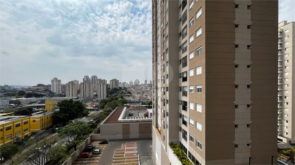 Este amplo e confortável apartamento está situado no vibrante bairro do Limão, em São Paulo