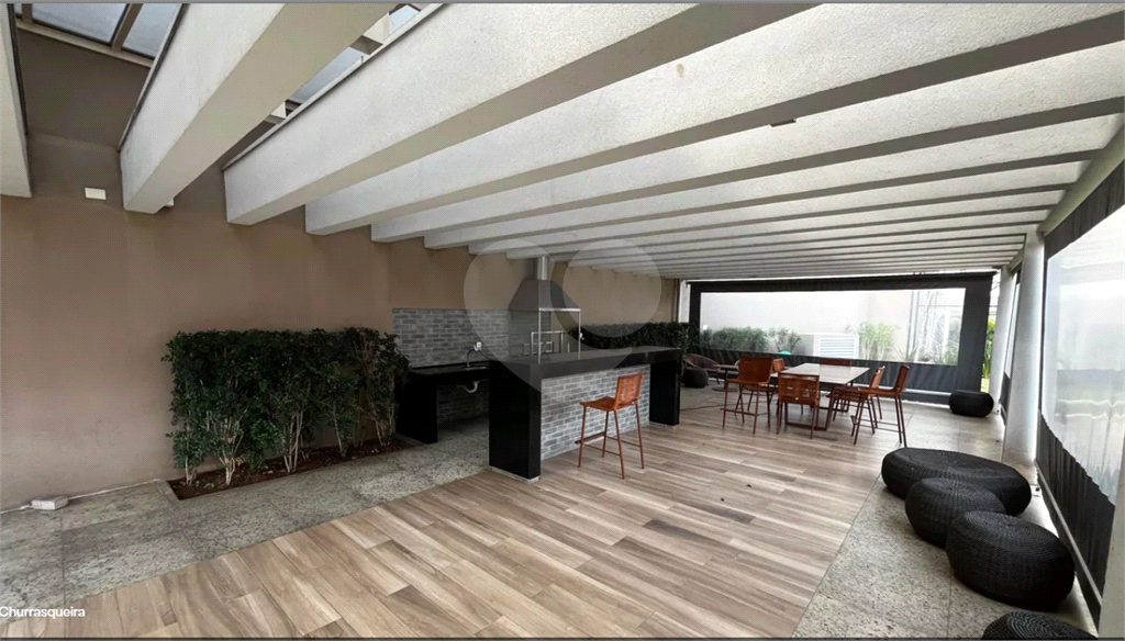 Este amplo e confortável apartamento está situado no vibrante bairro do Limão, em São Paulo