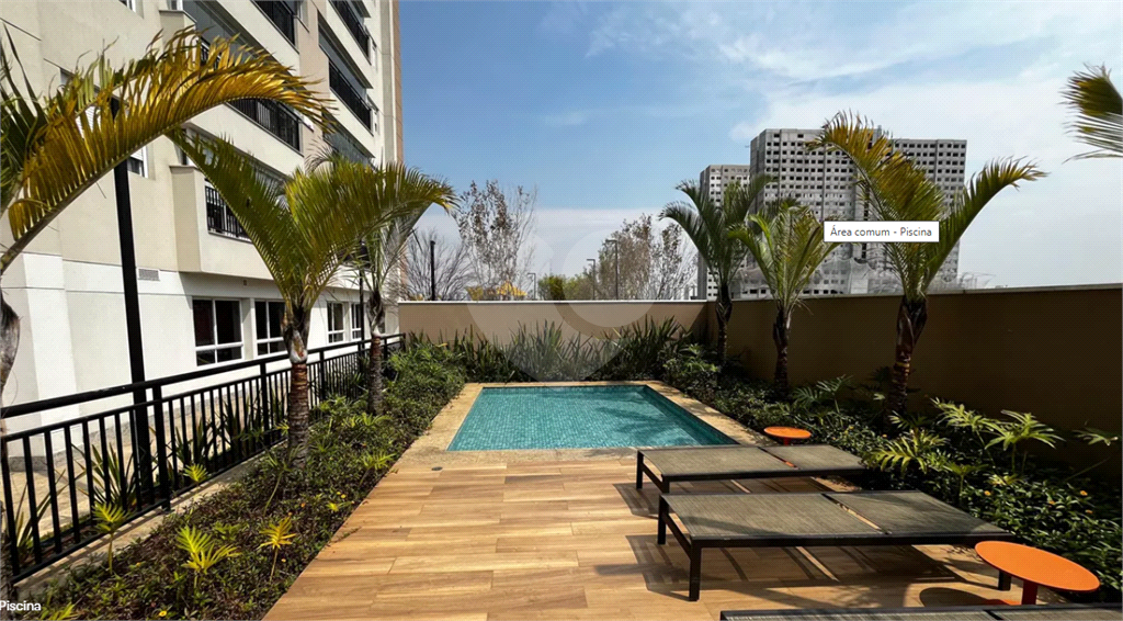 Este amplo e confortável apartamento está situado no vibrante bairro do Limão, em São Paulo