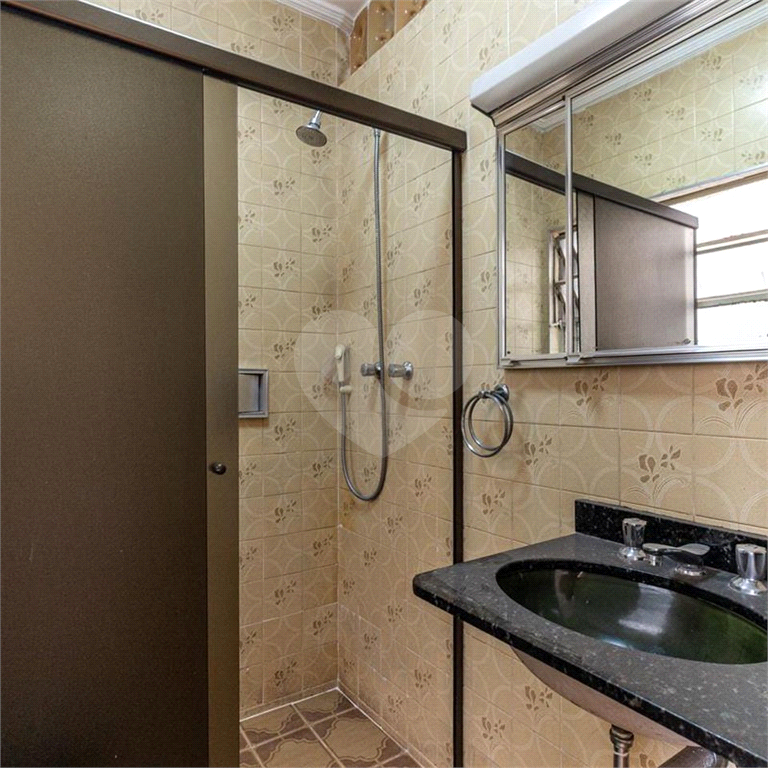 Apartamento na Av. Angélica entre Santa Cecília e Higienópolis. 