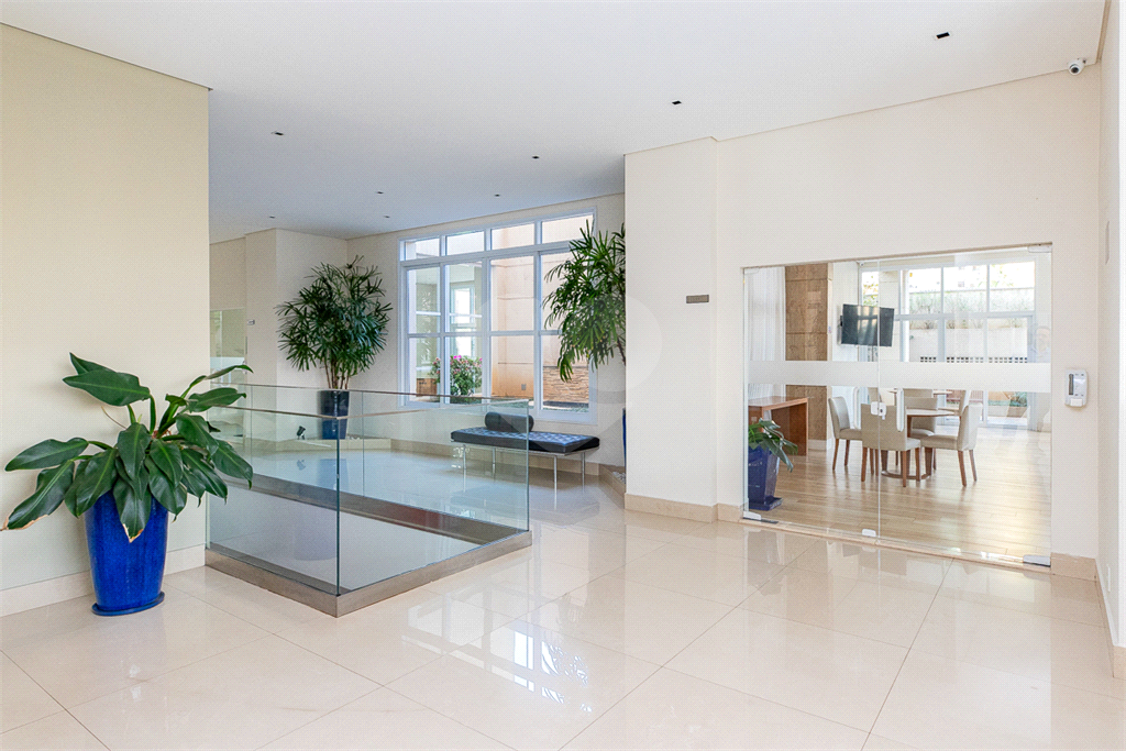 Apartamento - Vila Mariana - 3 Quartos / Dormitórios - 2 Vagas - Venda / Compra