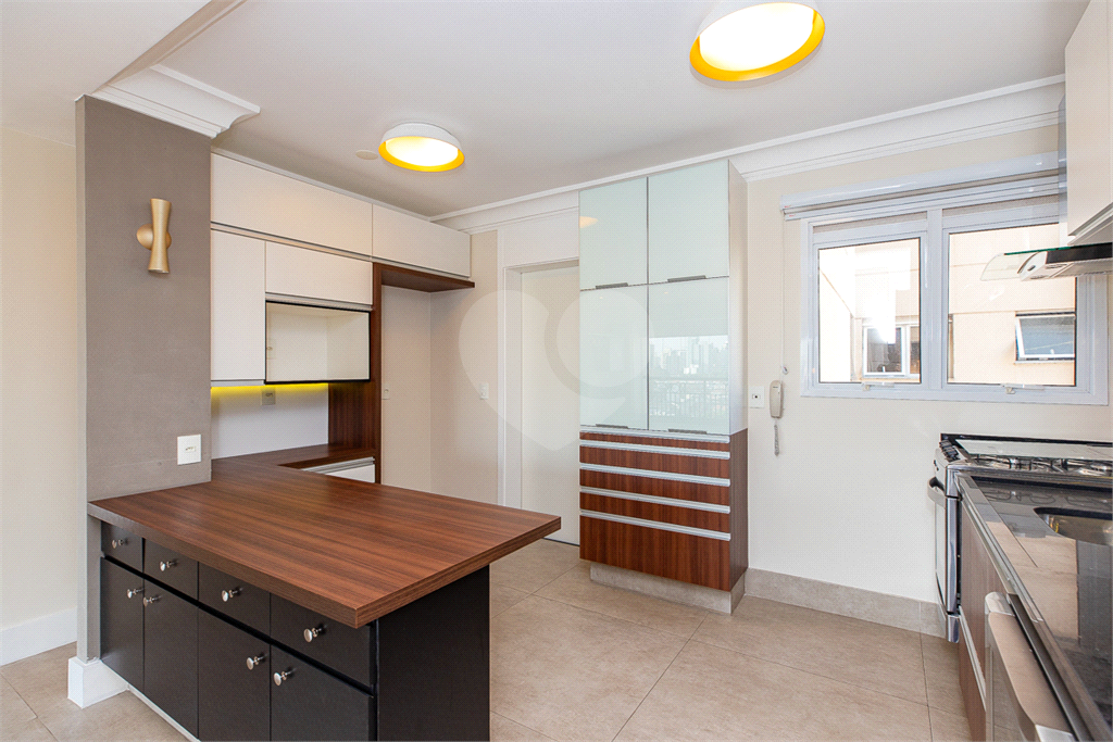 Apartamento - Vila Mariana - 3 Quartos / Dormitórios - 2 Vagas - Venda / Compra