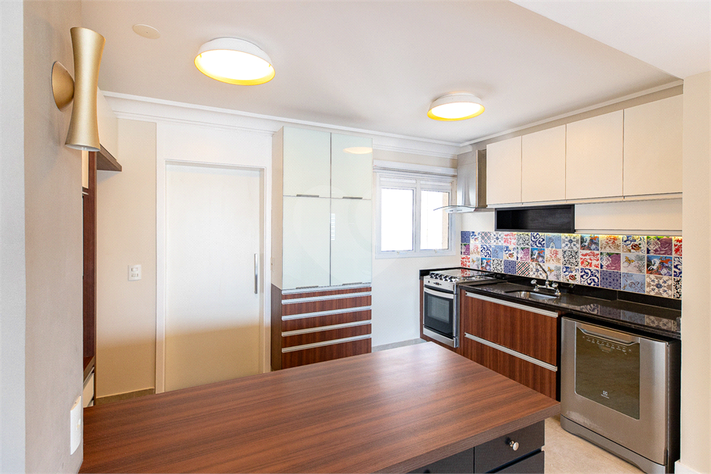 Apartamento - Vila Mariana - 3 Quartos / Dormitórios - 2 Vagas - Venda / Compra