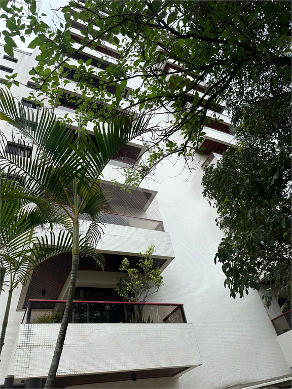 Lindo apartamento prox da Av Agua Fria, 168 m2 3 dormitorios, sendo 1 suite