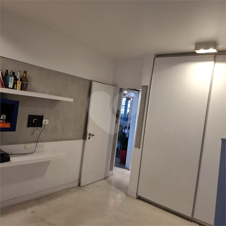 Apartamento Amplo, Reformado e Pronto para Morar!