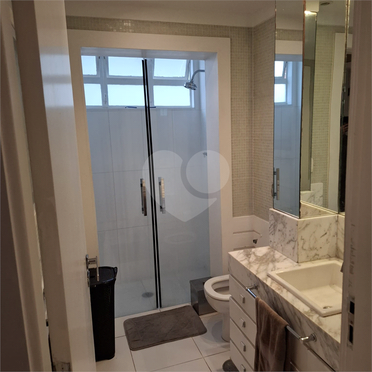 Apartamento Amplo, Reformado e Pronto para Morar!