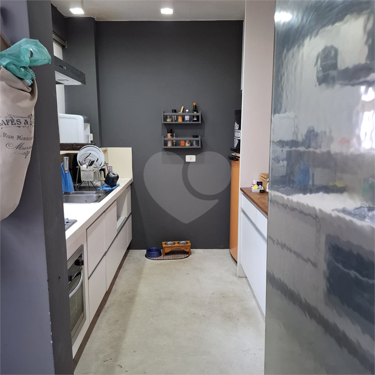 Apartamento Amplo, Reformado e Pronto para Morar!